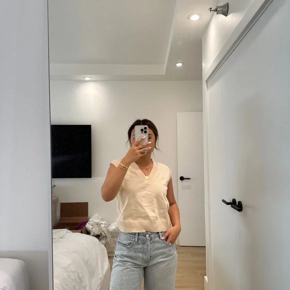 Cream Beige Sweater Vest Top (One Size) - Picture 3 of 4